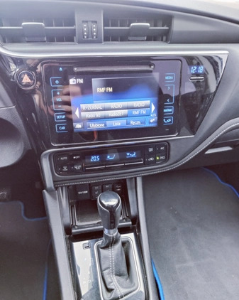 Toyota Auris cena 42999 przebieg: 158742, rok produkcji 2016 z Ostrołęka małe 106